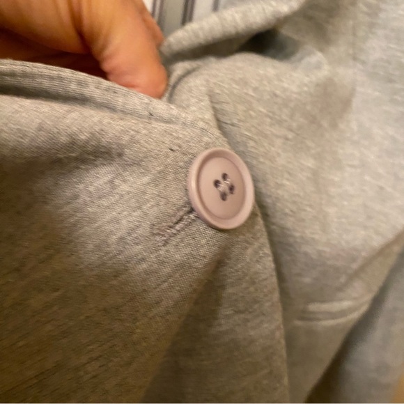 Adrianna Papell sweatshirt blazer size large, soft gray pinstripe lining NWOT - Picture 9 of 17